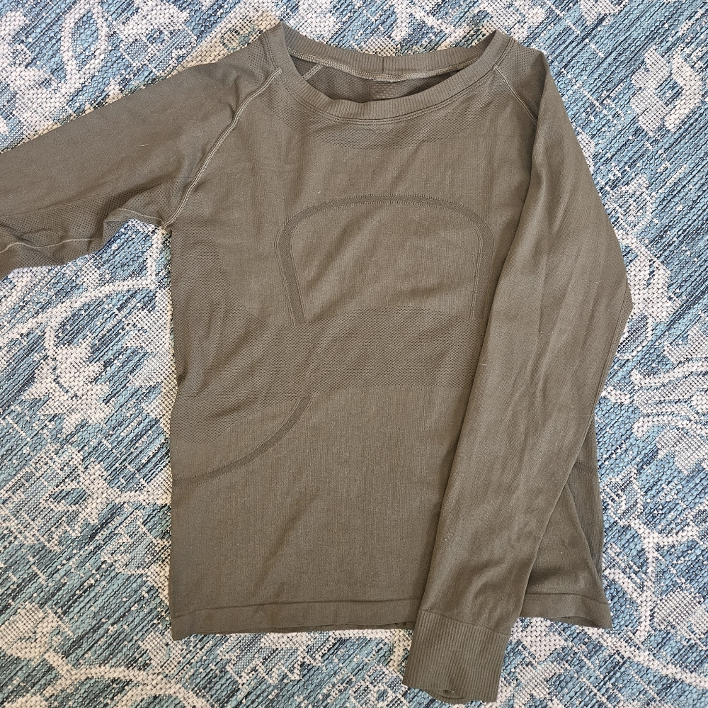 Lululemon Swiftly Tech